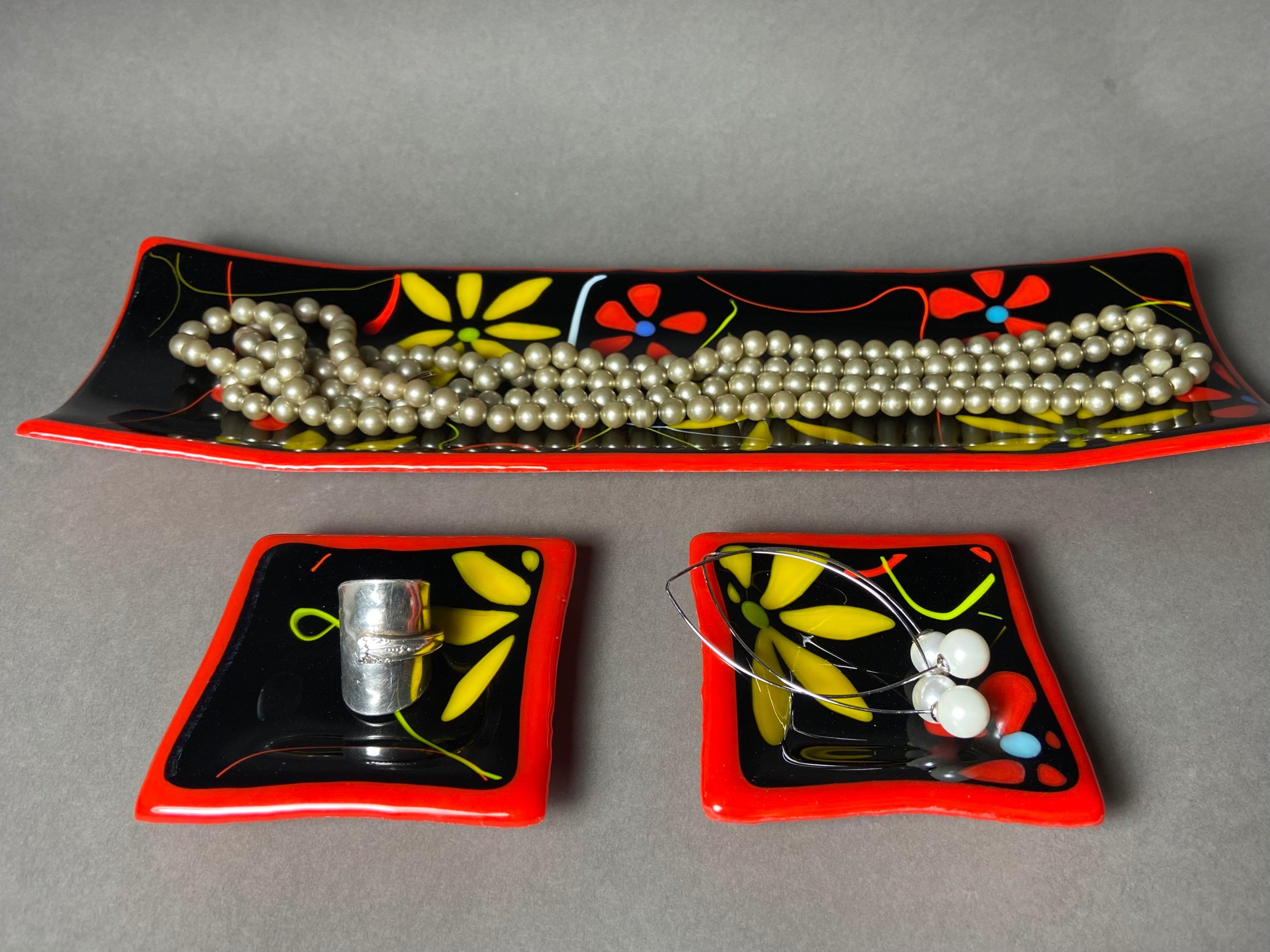 Red Floral Channel Plate with 2 Side Dishes (Copy)