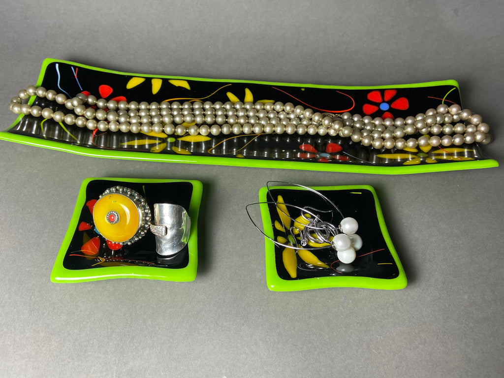 Green Floral Channel Plate with 2 Side Dishes
