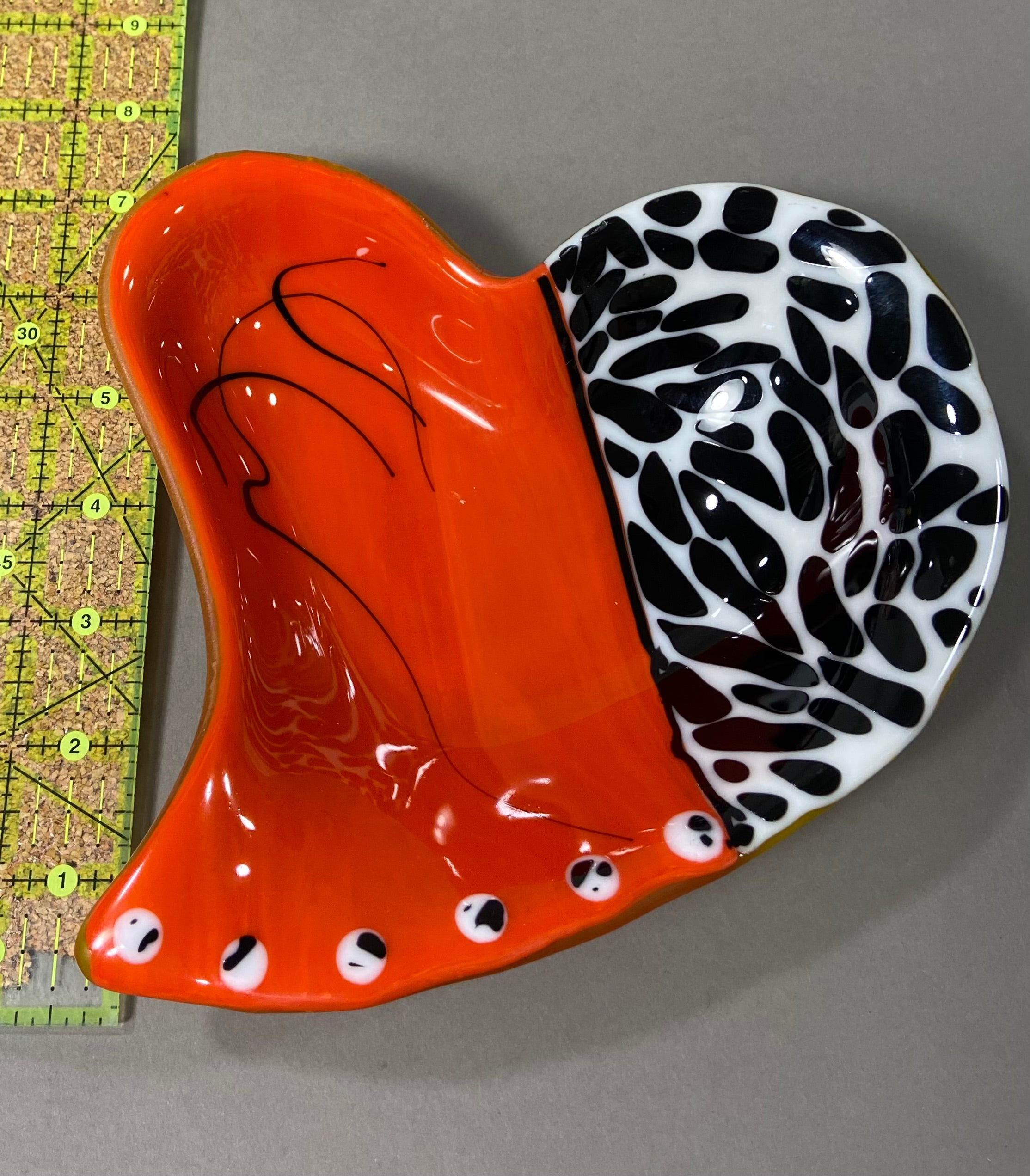 Pimento Zebra Heart Bowl