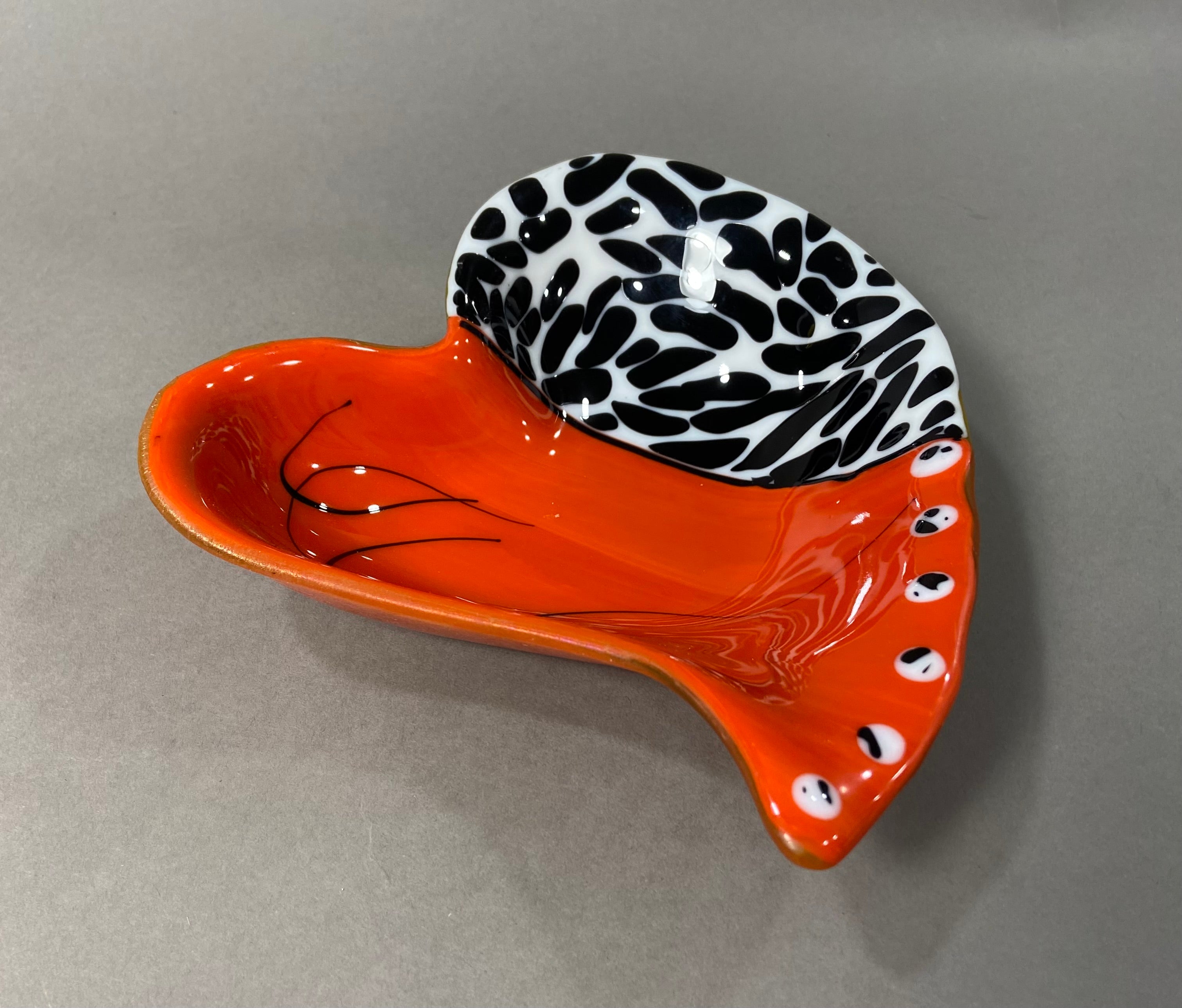 Pimento Zebra Heart Bowl