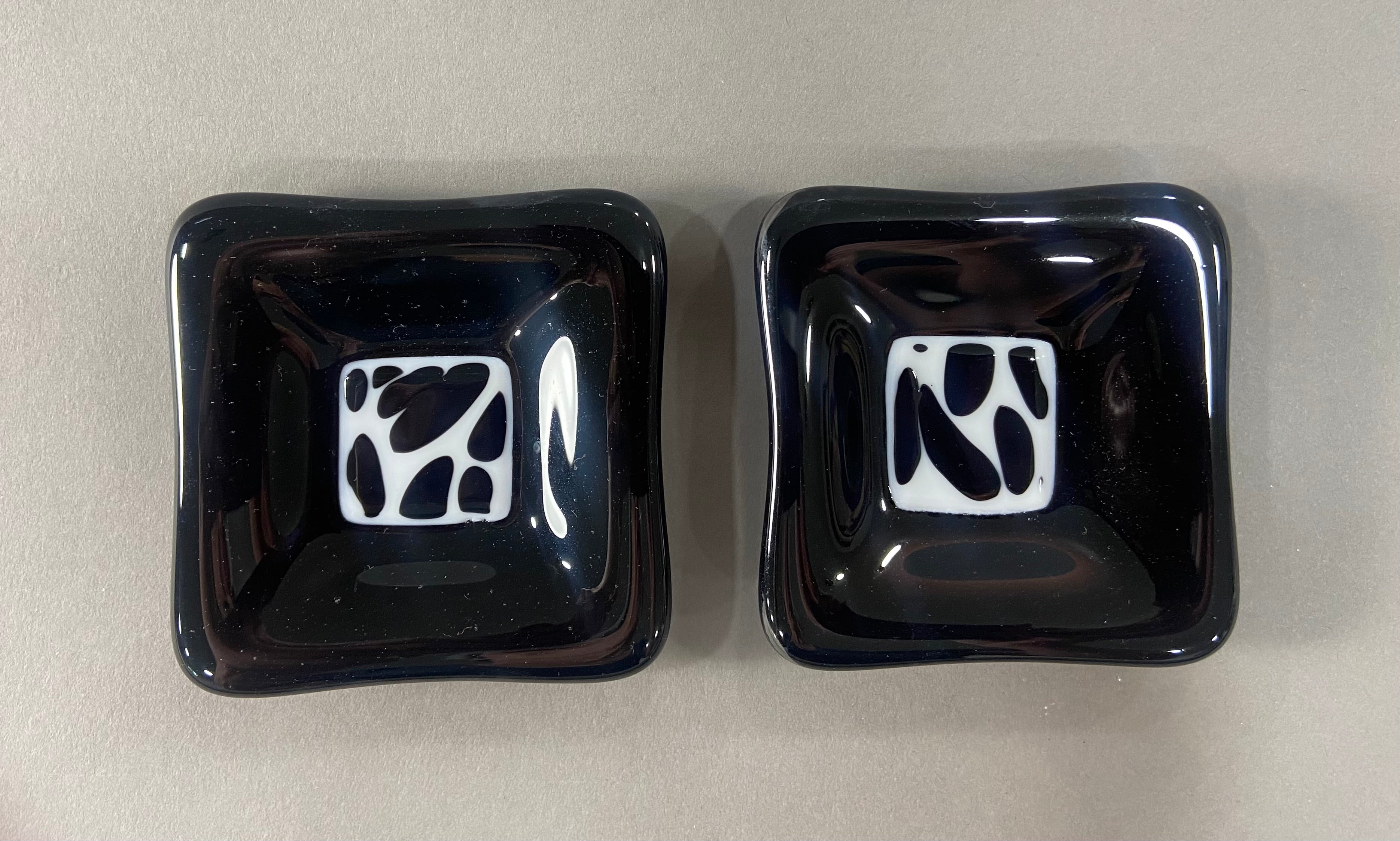 Set of 2 Black and White Zebra Dishes, 3 x 3 Inches